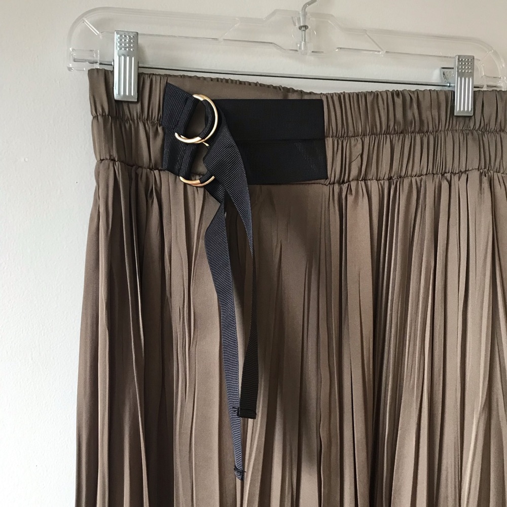 Zara midi pleated skirt in olive green